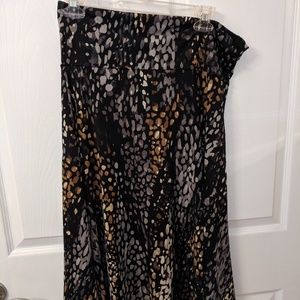 Lularoe Azure skirt.